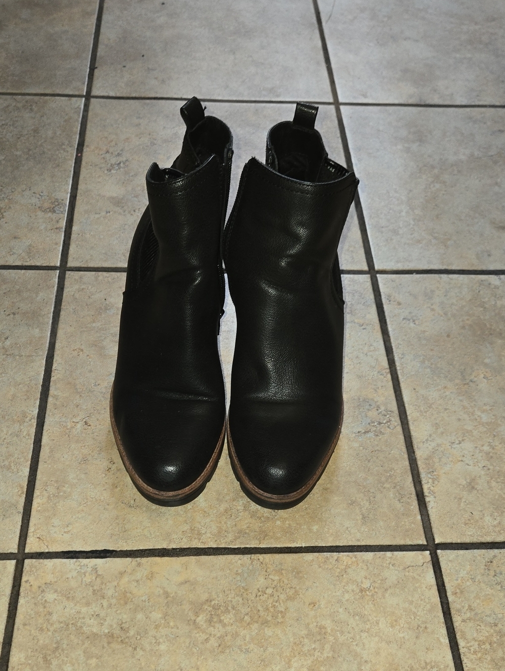 Chelsea Style Ankle Boot